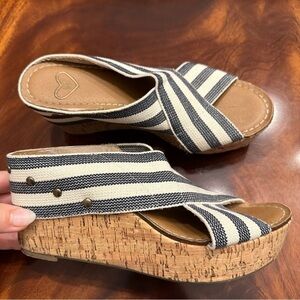 EUC Madeline Striped Crossover Wedges size 6.5